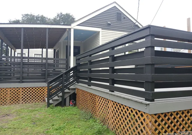 2nd image of 3520 Avenue K, Galveston, TX 77550 | MLS# 1929913
