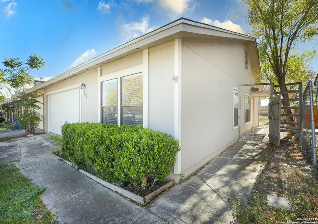 4th image of 9646 Bratton, San Antonio, TX 78245 | MLS# 1929968