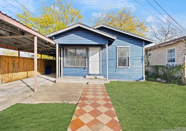 4th image of 321 Huntington, San Antonio, TX 78207 | MLS# 1929974