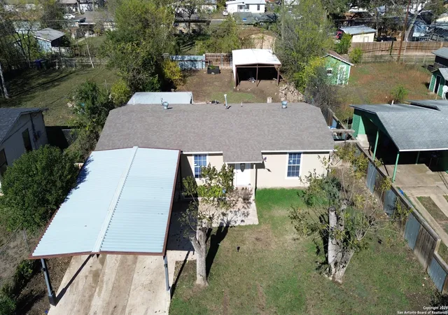 Photo 4 of Sale Pending at 257 Longview Dr, San Antonio, TX 78220 | MLS# 1929990 | Listing updated on 2026-01-08