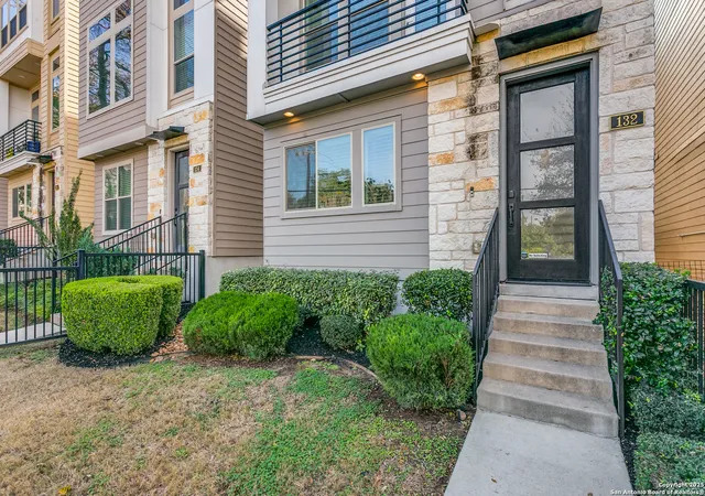 Photo 3 of Manufactured home for sale at 132 Humphrey, San Antonio, TX 78209 | MLS# 1929996 | Listing updated on 2026-01-03