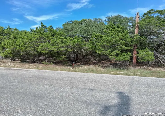 Photo 1 of Sale Pending at 1031 Eastview, Canyon Lake, TX 78133 | MLS# 1930018 | Listing updated on 2026-01-14