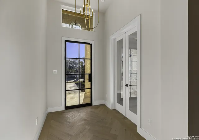 Photo 3 of Sale Pending at 7 Century Glen, San Antonio, TX 78257 | MLS# 1930067 | Listing updated on 2026-01-06