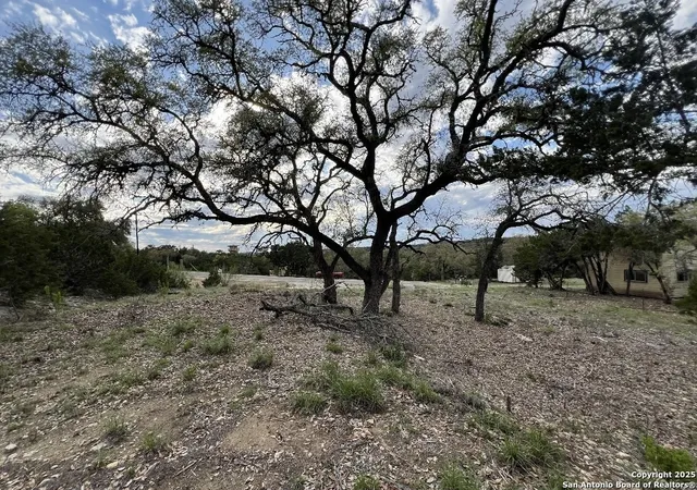 2nd image of 198 Sitting Bull Trl, Canyon Lake, TX 78133 | MLS# 1930070