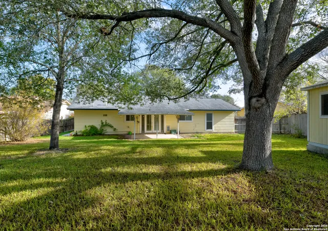 Photo 2 of Sale Pending at 12401 Trailing Oaks, Live Oak, TX 78233 | MLS# 1930075 | Listing updated on 2026-02-17