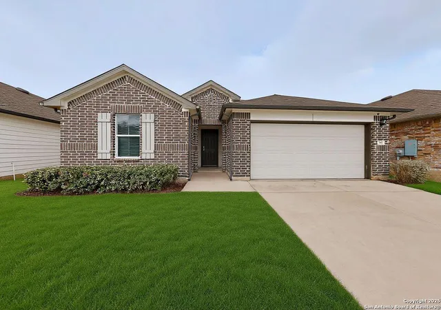 Photo 2 of Sale Pending at 941 Armadillo, Seguin, TX 78155 | MLS# 1930116 | Listing updated on 2026-02-06