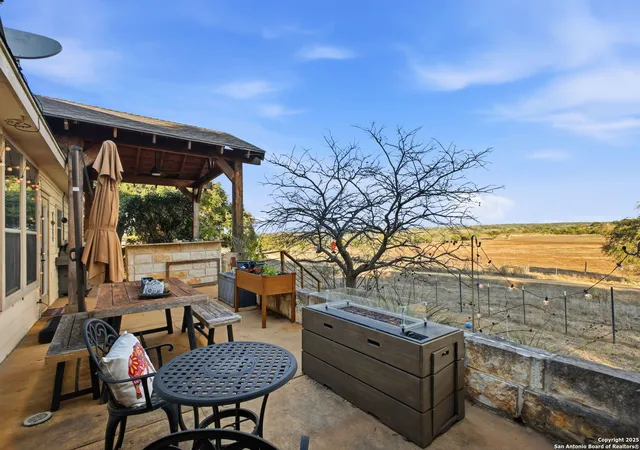3rd image of 875 Cypress Pass Rd, Spring Branch, TX 78070 | MLS# 1930149