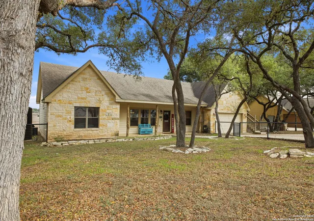 5th image of 875 Cypress Pass Rd, Spring Branch, TX 78070 | MLS# 1930149