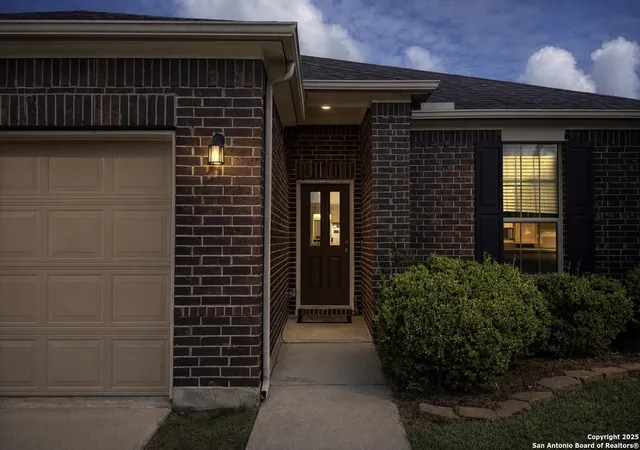 3rd image of 8119 Running Brook, Richmond, TX 77469 | MLS# 1930153