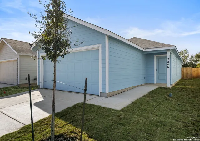 Photo 1 of Sale Pending at 7246 Brownleaf Dr, San Antonio, TX 78227 | MLS# 1930175 | Listing updated on 2026-03-31