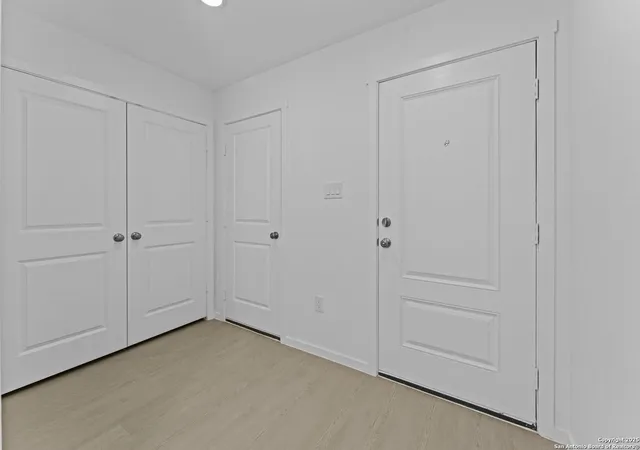 Photo 3 of Sale Pending at 7230 Brownleaf Dr, San Antonio, TX 78227 | MLS# 1930177 | Listing updated on 2026-03-06