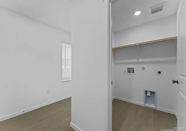 Photo 3 of Sale Pending at 7242 Brownleaf Dr, San Antonio, TX 78227 | MLS# 1930220 | Listing updated on 2026-08-06