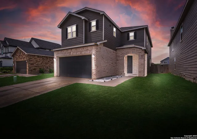 Photo 1 of Sale Pending at 3263 Old Almonte, San Antonio, TX 78224 | MLS# 1930268 | Listing updated on 2026-04-18