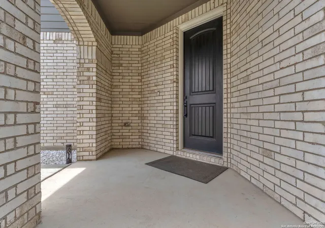 Photo 3 of Sale Pending at 3263 Old Almonte, San Antonio, TX 78224 | MLS# 1930268 | Listing updated on 2026-04-18
