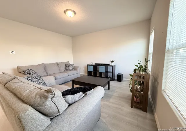 Photo 4 of Single family home for sale at 5891 Elm Valley, San Antonio, TX 78242 | MLS# 1930290 | Listing updated on 2026-07-27