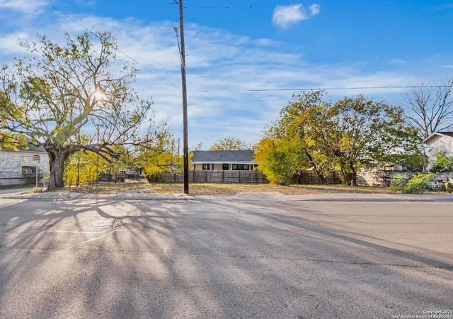 Photo 2 of Land for sale at 815 S Pine St, San Antonio, TX 78210 | MLS# 1930302 | Listing updated on 2026-08-11