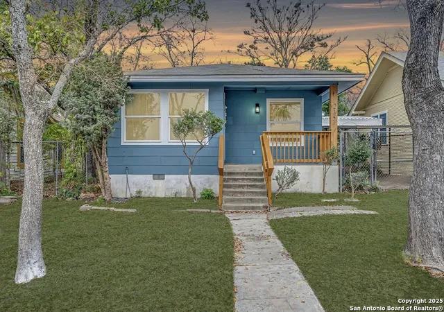 3rd image of 215 Cunningham Ave, San Antonio, TX 78215 | MLS# 1930396