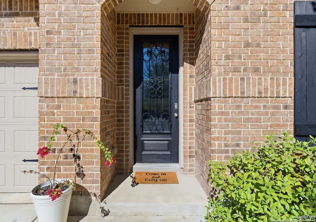 Photo 3 of Single family home for sale at 10711 Ysamy Way, San Antonio, TX 78213 | MLS# 1930480 | Listing updated on 2026-02-27
