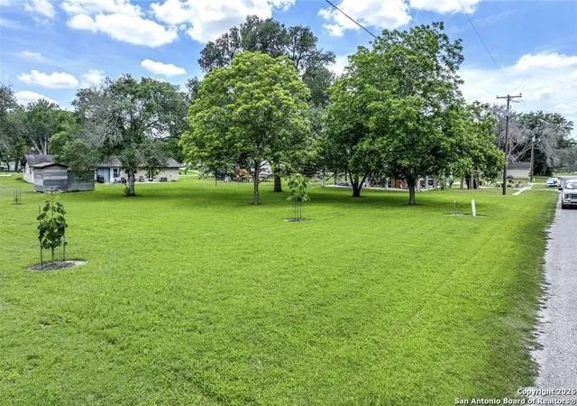 Photo 1 of Land for sale at 112 Lake Forrest Dr, Seguin, TX 78155 | MLS# 1930496 | Listing updated on 2026-01-09