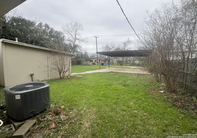 4th image of 1012 E Walnut, Seguin, TX 78155 | MLS# 1930501