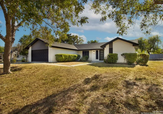 Photo 2 of Single family home for sale at 12129 Up River Rd, Corpus Christi, TX 78410 | MLS# 1930528 | Listing updated on 2026-02-19