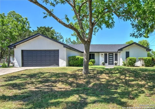 Photo 1 of Single family home for sale at 12129 Up River Rd, Corpus Christi, TX 78410 | MLS# 1930528 | Listing updated on 2026-02-19