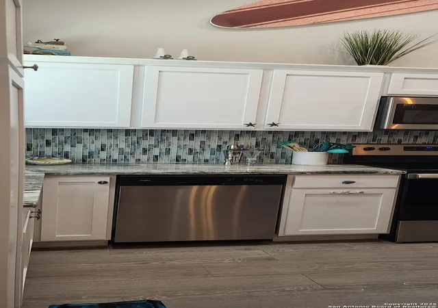 Photo 3 of Single family home for sale at 15114 Arashi Beach Dr, Corpus Christi, TX 78415 | MLS# 1930584 | Listing updated on 2026-01-10