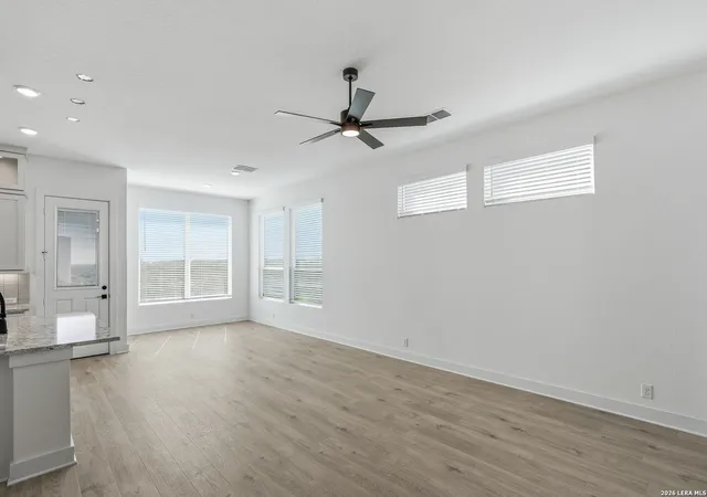 Photo 3 of Sale Pending at 20675 Huebner Rd Unit 531, San Antonio, TX 78258 | MLS# 1930587 | Listing updated on 2026-03-23