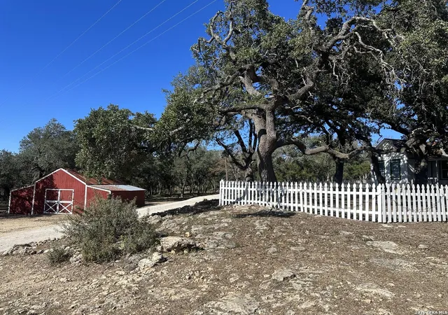 4th image of 543 Narrows, Blanco, TX 78606 | MLS# 1930593