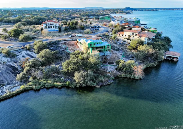 2nd image of 1301 Apache Tears, Horseshoe Bay, TX 78657 | MLS# 1930649