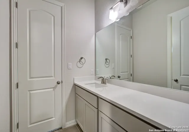 5th image of 2036 Stephanie Avenue, New Braunfels, TX 78132 | MLS# 1930757