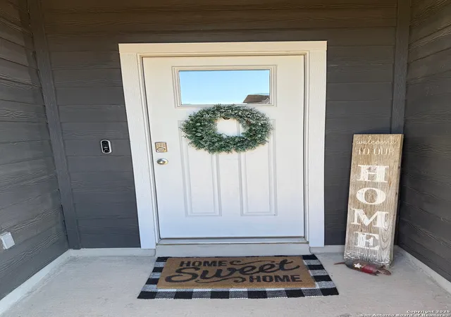 Photo 2 of Single family home for sale at 5623 Jewel Curve, San Antonio, TX 78266 | MLS# 1930758 | Listing updated on 2026-02-08