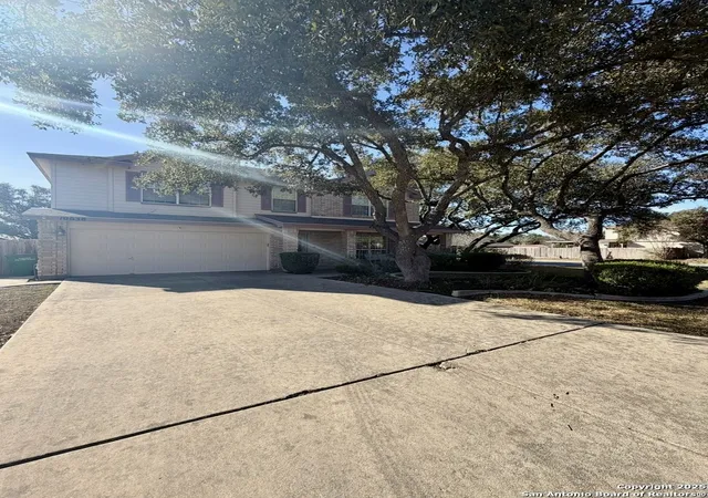 Photo 4 of Single family home for sale at 10638 Tiger Chase, San Antonio, TX 78251 | MLS# 1930759 | Listing updated on 2026-01-11