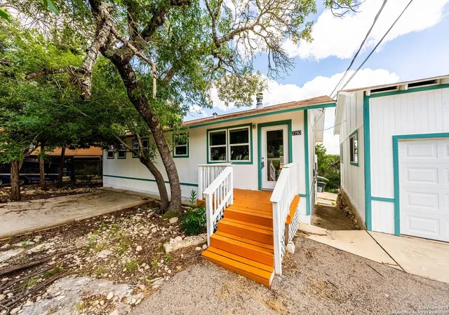 4th image of 2792 Woodcrest, Canyon Lake, TX 78133 | MLS# 1930821