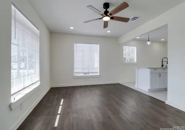 Homes for sale in San Antonio, TX | 2323 E Crockett, San Antonio, TX 78202 | MLS# 1930824