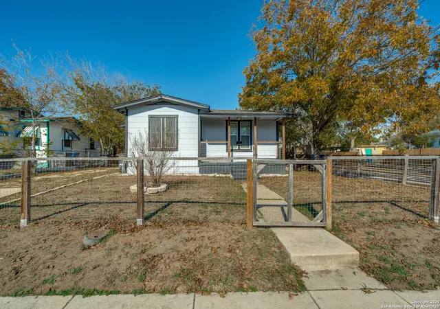 1st image of 403 W Dickson, San Antonio, TX 78214 | MLS# 1930868