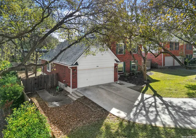 Photo 3 of Sale Pending at 106 Baythorne, Universal City, TX 78148 | MLS# 1930873 | Listing updated on 2026-02-20