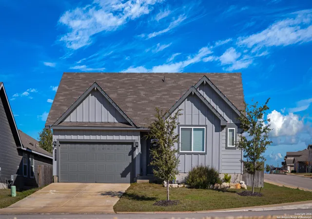 Photo 2 of Single family home for sale at 5627 Jewel Curve, San Antonio, TX 78266 | MLS# 1930874 | Listing updated on 2026-01-12