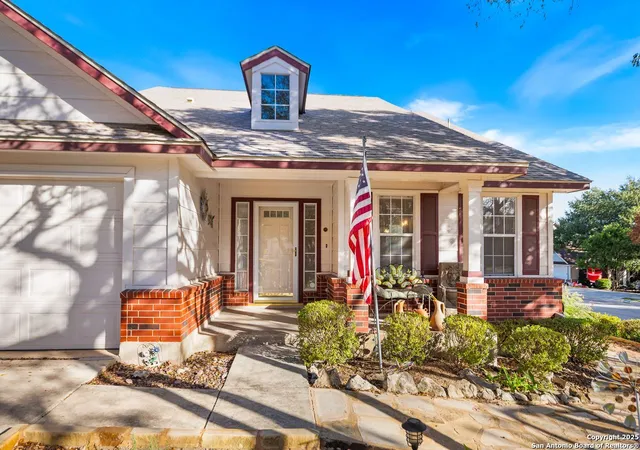 Photo 3 of Sale Pending at 13102 Stoney Crk, Universal City, TX 78148 | MLS# 1930883 | Listing updated on 2026-05-12
