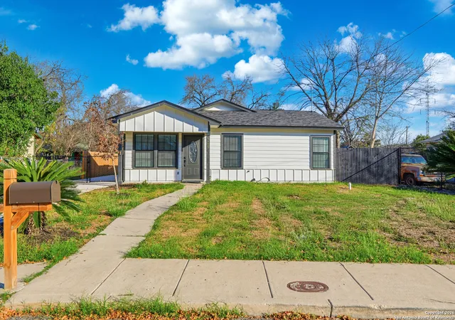 Homes for sale in San Antonio, TX | 6415 Buena Vista, San Antonio, TX 78237 | MLS# 1930910