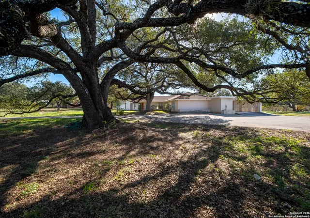 Photo 3 of Sale Pending at 609 Rudeloff, Seguin, TX 78155 | MLS# 1930916 | Listing updated on 2026-02-11