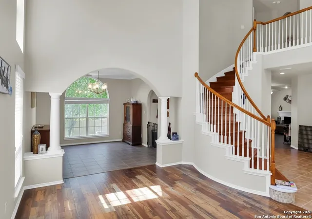 Photo 3 of Single family home for sale at 24710 Cloudy Crk, San Antonio, TX 78255 | MLS# 1930998 | Listing updated on 2026-03-25