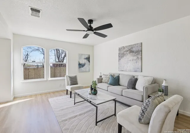 Photo 3 of Single family home for sale at 6210 Outlook, San Antonio, TX 78233 | MLS# 1931041 | Listing updated on 2026-05-01