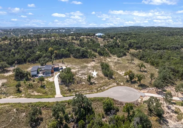 Photo 2 of Land for sale at 910 Blueridge Vw, Canyon Lake, TX 78133 | MLS# 1931060 | Listing updated on 2026-06-19