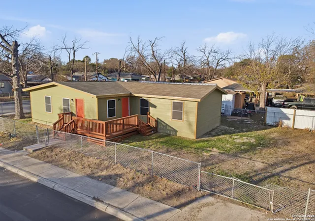 Homes for sale in San Antonio, TX | 215 Sw 30Th, San Antonio, TX 78237 | MLS# 1931075