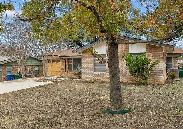 Photo 3 of Sale Pending at 4627 Allegheny Dr, San Antonio, TX 78229 | MLS# 1931090 | Listing updated on 2026-05-13