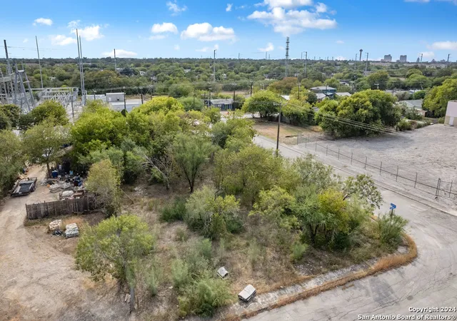 Photo 4 of Land for sale at 606 Jenull Ave, San Antonio, TX 78202 | MLS# 1931163 | Listing updated on 2026-04-04