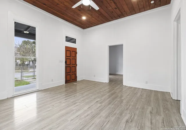 3rd image of 2106 Saunders, San Antonio, TX 78207 | MLS# 1931188
