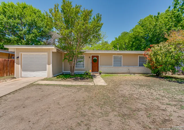 Photo 3 of Sale Pending at 5011 Village Lawn, San Antonio, TX 78218 | MLS# 1931213 | Listing updated on 2026-01-30