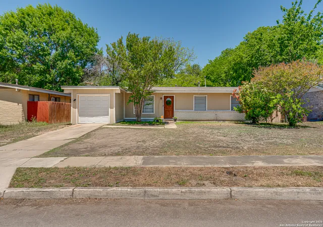 Photo 3 of Sale Pending at 5011 Village Lawn, San Antonio, TX 78218 | MLS# 1931213 | Listing updated on 2026-01-30